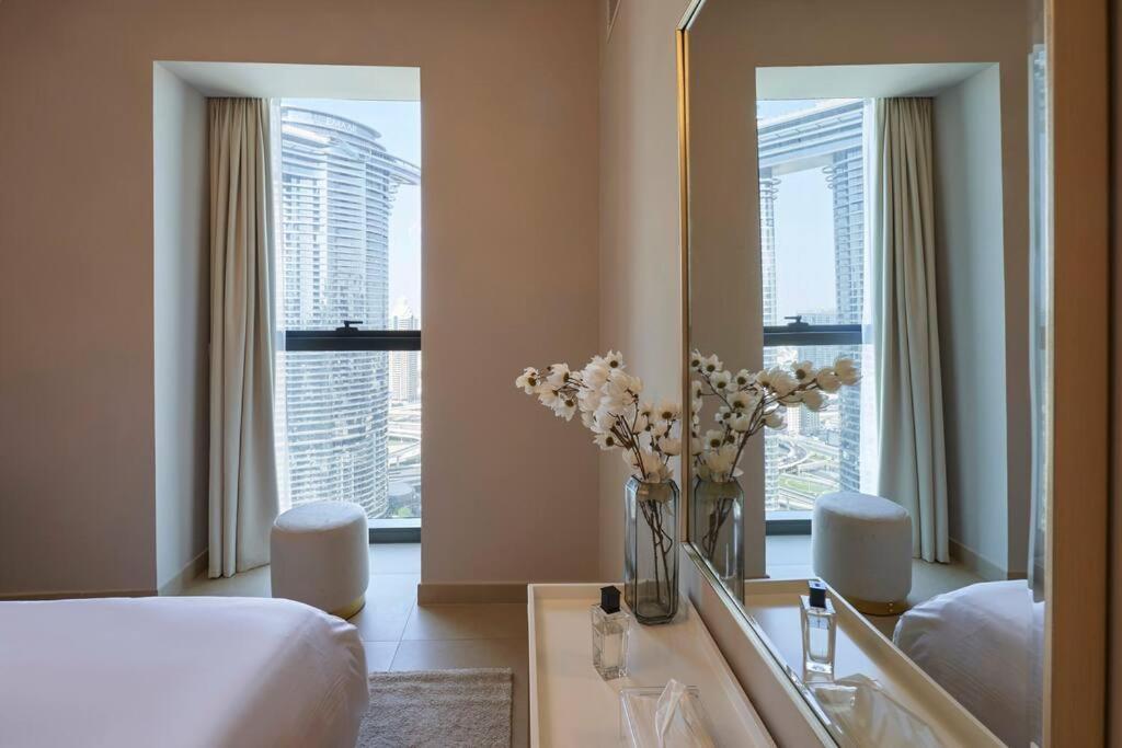 Апартаменты Larbi Breathtaking Burj And Fountain View Luxurious 2 Bed Дубай Экстерьер фото